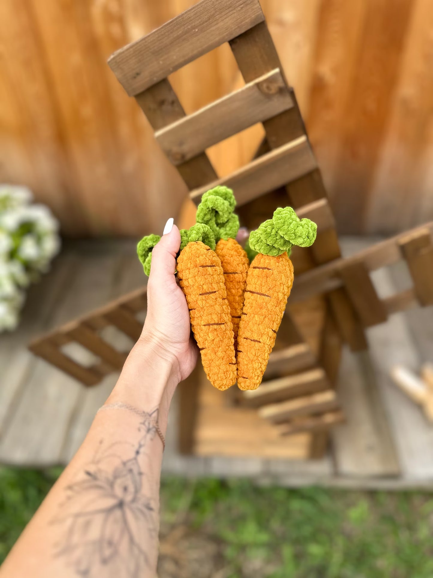 Amigurumi Bunny Crochet Pattern PDF – Large Plush Rabbit Toy with Jacket & Carrot (32cm)