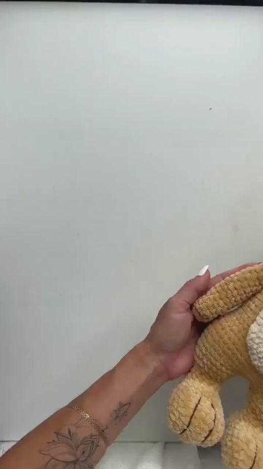 Amigurumi Bunny Crochet Pattern PDF – Large Plush Rabbit Toy with Jacket & Carrot (32cm)