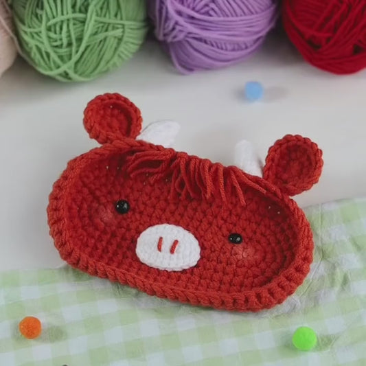 15-in-1 Farm Animal Eyeglass Holder Crochet Pattern – Highland Cow, Bunny, Pig, Puppy, Bear & More – Easy Amigurumi Tray & Case Designs